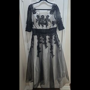 Grace Karin Elegant Black and White Embroidered Floorlength Formal Gown